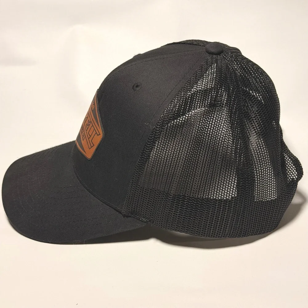Richardson 112 trucker